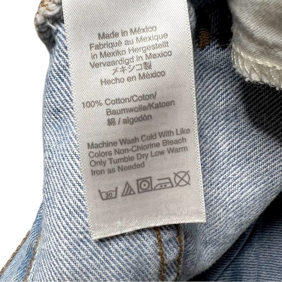 Madewell Classic Jean Straight Leg with Rips - Picture 9 of 10